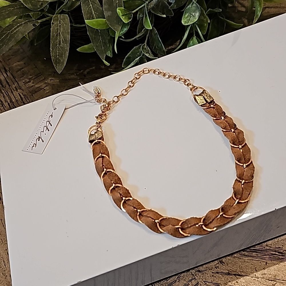 Brown and gold choker NWT Ethika